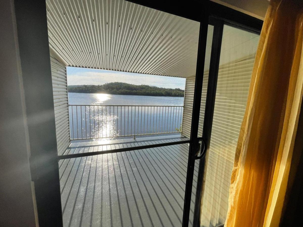 De Lago Resort On Lake Bennett Exterior foto